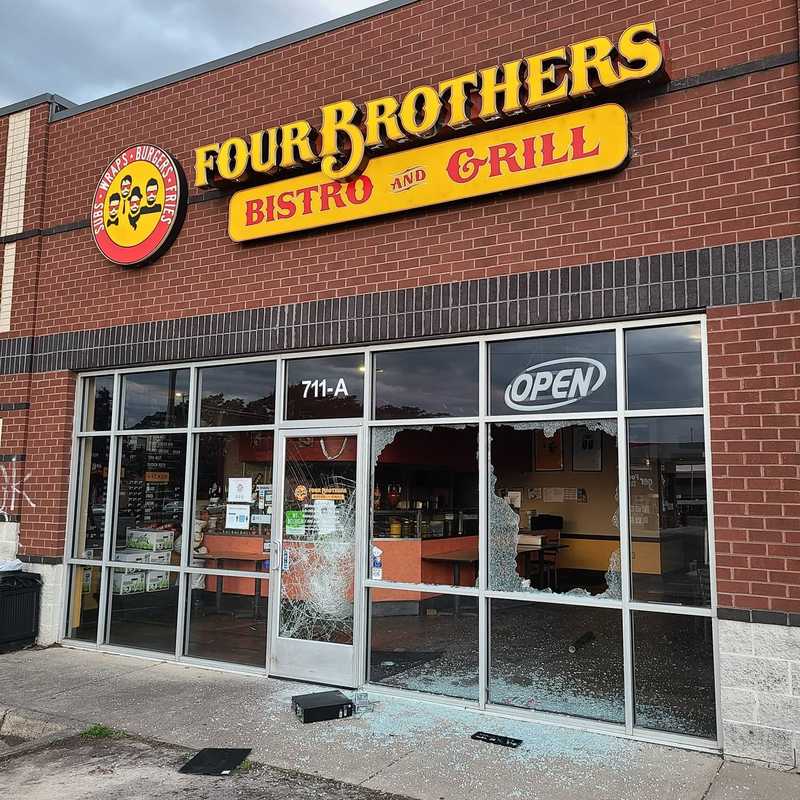 Four Brothers Bistro